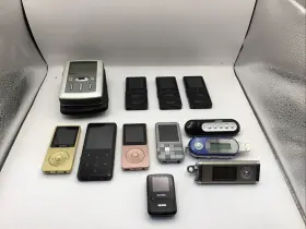 M16b Agptek Mixed Brand Lot Of Mp3 Players Untested/not Working Parts Only Read