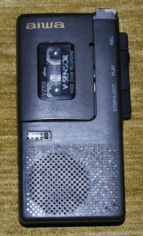 Aiwa Tp-m300 Microcassette Recorder