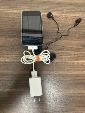 Apple 312843106246 Ipod Touch 2nd Generation 8 Gb Mp3 Player A1288 3e