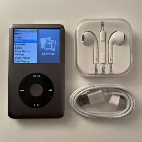 Apple 642610559990 Ipod 160gb 7th Generation Grey Earbuds Usb Cable Bundled Condition B