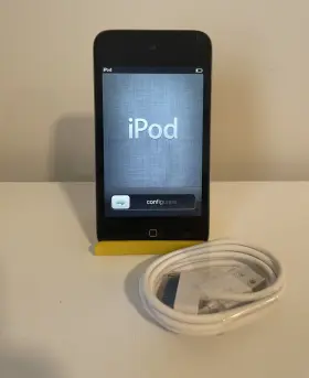 8583 Apple Ipod Touch 4th Generation 8gb Grade B