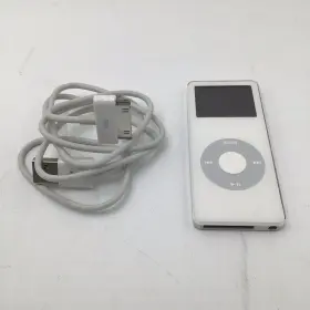88080 Apple White Ipod Nano 1st Generation 4gb - Brand New Battery Works Perfectly
