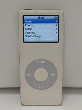 Apple 885909054336 White Ipod Nano 1st Gen. Mp3 Player A1137 Reset