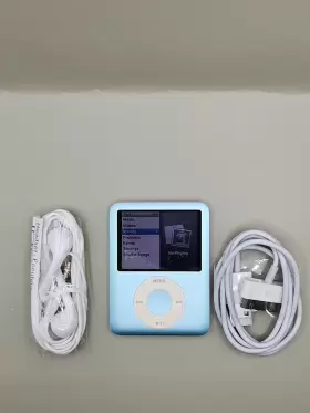 Apple 885909188031 Ipod Nano 3rd Generation 8 Gb Light Blue