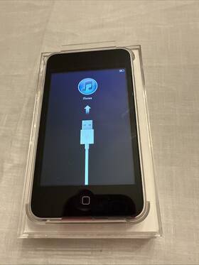 Apple 885909232918 Ipod Touch 2nd Generation 16gb Silver Model A 1288 Cord Box Paper Bundle