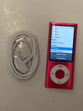 Apple 885909258468 Ipod Nano 5th Generation Pink 8 Gb Bundle Excellent Condition