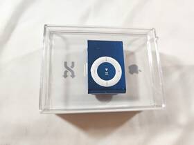 Apple 885909268177 Ipod Shuffle 2nd Generation Blue 1gb A1204 - With Dock Sealed