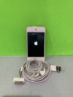 Apple 885909497256 Ipod Touch 4th Generation White 8 Gb Good Working