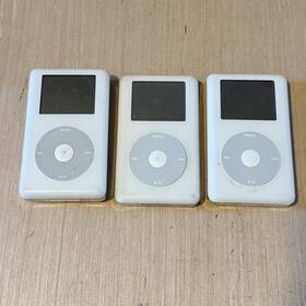 Apple A1059-1099 Lot Of 3 Ipod Model-a1059/1099 20-60gb Broken White For Parts/repair Read