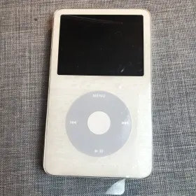 8k648m20v9k Apple A1136 Ipod Classic 30gb Click Wheel Mp3 Player Parts Repair No Power Cord