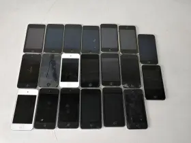 Apple A1288 A1318 A1367 Ipod Touch 2nd Gen And 4th Lot Of 20 For Parts
