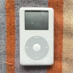 Apple Hp M9268 Ipod Classic 4th Generation 20gb White