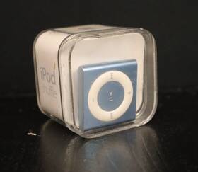 Apple Ipod 033171237425 Shuffle A1373 2gb Sealed Blue 2010