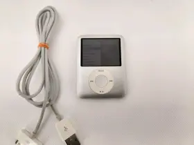 1236 Apple Ipod Working Nano 3rd Generation A1236 4gb Silver Usb Cord