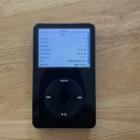 4w603duxtxk Apple Ipod 5th Generation Model A1136 30gb Works With Bad Battery As Is Read