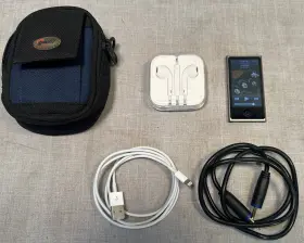 579c-a1446a Apple Ipod Grey Nano 7th Generation 16gb A1446 With Ear Buds Cables Case -bundle