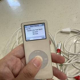 Apple Ipod 7.12.22.aa4 2gb Nano 1st Generation White A1137 Tested And Working