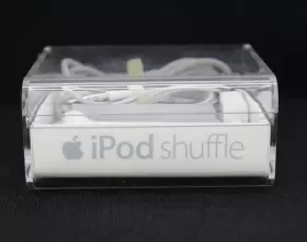Apple Ipod 885909273218 Shuffle 3rd Generation A1271 4gb Silver Mb867ll/a