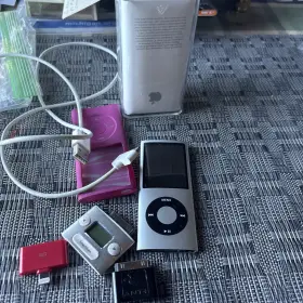Apple Ipod 885909276660 Nano 4th Generation 16gb Silver