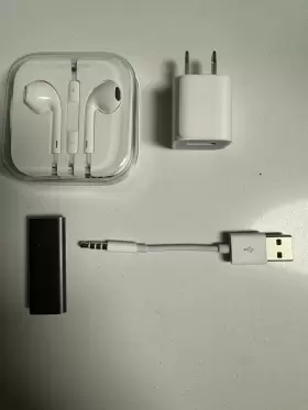 Apple Ipod 885909371969 Shuffle 4gb 3rd Generation Black