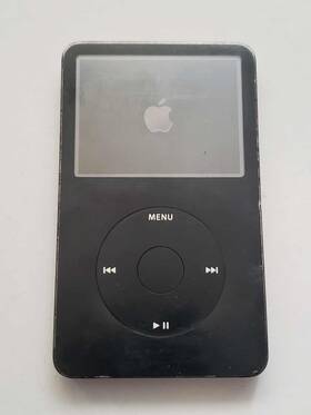Apple Ipod 8l622brvtxk 5thgen Classic 30gb Black A1136 - Parts Or Repair