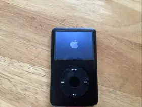 8m746ymv Apple Ipod Classic 80 Gb Silver A1238 - For Parts And Repair