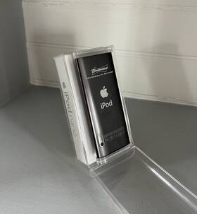 Apple Ipod Ipodclassic7thgeneration Nano 5th Generation Budweiser Engraving Black Special Edition 8gb Unused