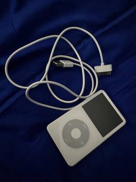 Apple Ipod Ma448ch Classic 80 Gb Generation 5.5