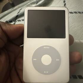 Apple Ipod Ma450fd Classic 5th Gen Video 60gb A1136 - White
