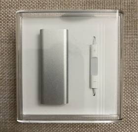 Apple Ipod Mb867zo/a Shuffle 3rd Generation A1271 4gb Silver Mb867ll/a Brand New