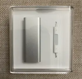 Mb867zo Apple Ipod Mb867zo/a Shuffle 3rd Generation A1271 4gb Silver Mb867ll/a Brand New