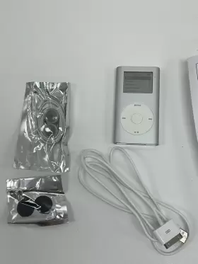 Mp5002 Apple Ipod Mini 2nd Gen Hp 6 Gb Charger New Earbuds Bundle See Pictures