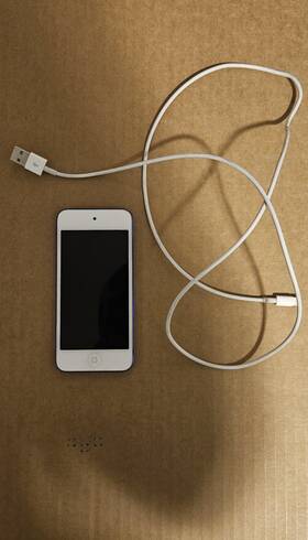 Apple Ipod Nkh22ll/a Touch 6th Generation 16 Gb Blue 16gb Great Condition