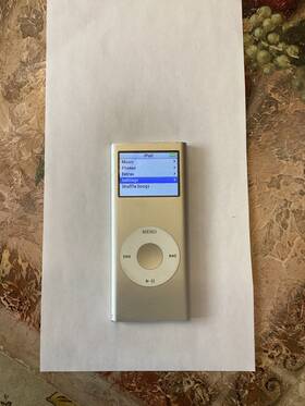 Apple Ipod Pa426ll Touch Nano Second Generation Model Used