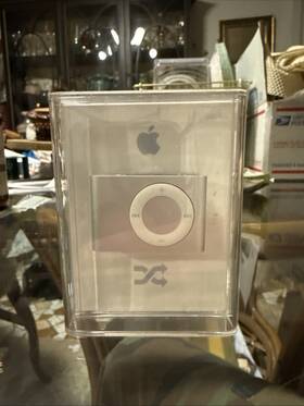 Apple Ipod Pb225ll/a Shuffle 2nd Generation 1gb Silver Sealed