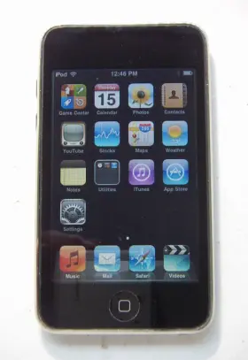 Pb531ll Apple Ipod Touch 2nd Generation 16gb Digital Media Mp3 Player. Works Great