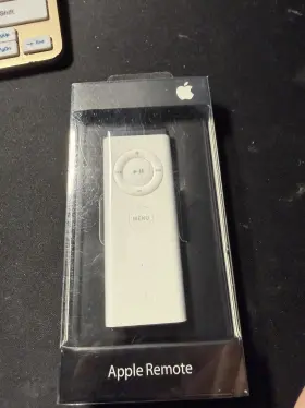 Ma128g Apple Ma128g/a New Genuine Original Remote Control Unit Model Free Shipping