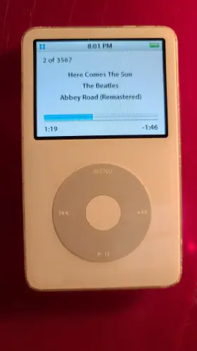 Ma444fb Apple Ipod Classic 5.5 Gen Enhanced - 30gb White Excellent Working Condition