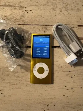 Mb666c Apple Ipod Nano 4th Generation Yellow 4gb Used Bundle