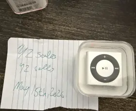 Md778nf Apple Md778nf/a Ipod Shuffle 4th Gen 2gb Silver