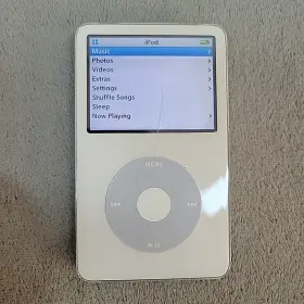 Pa444ll Apple Ipod Classic 5th Gen A1136 30gb White 4642 Songs Wolfson Dac Works Cracks