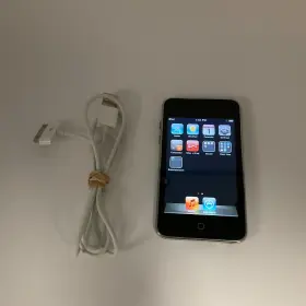 Pb534ll Apple Ipod Classic 5th Generation Video 30 Gb Mp3 Player - Black Engraved