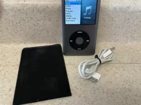 Pb565ll Apple Ipod Classic 6th Generation Black 120 Gb A1238 - Works Great -new Battery