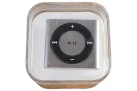 Pc584ll Apple Pc584ll/a Ipod Shuffle 2gb Silver Model A1373 Compact Mp3 Player Used