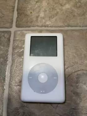 Mp7001 Apple Pe436a Ipod Classic 4th Generation White Hp Invent 30 Gb