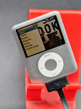 Ym820wsty0p Apple Ipod A1236 Nano 3rd Gen/fat 2007 4gb