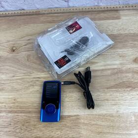 Coby Mo620-8g Go Video Mp3 Player Mp620-8g Usb Blue 1.8 Inch Lcd Screen Am/fm Radio 2.0