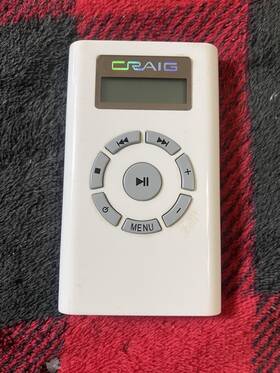 Craig Electronics 1230b - 256mb Digital Audio / Mp3 Player With Lcd Display