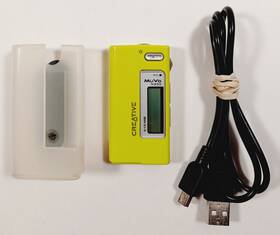 Creative Dap-fl0008 Muvo N200 512mb Mp3 Player Fm Radio With Case And Usb Cord Bundle Working