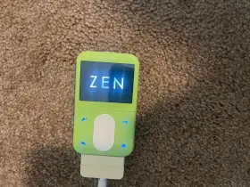 Dvp-hd00003 Creative Zen Vision M 30 Gb Digital Media Player Works When Plugged In